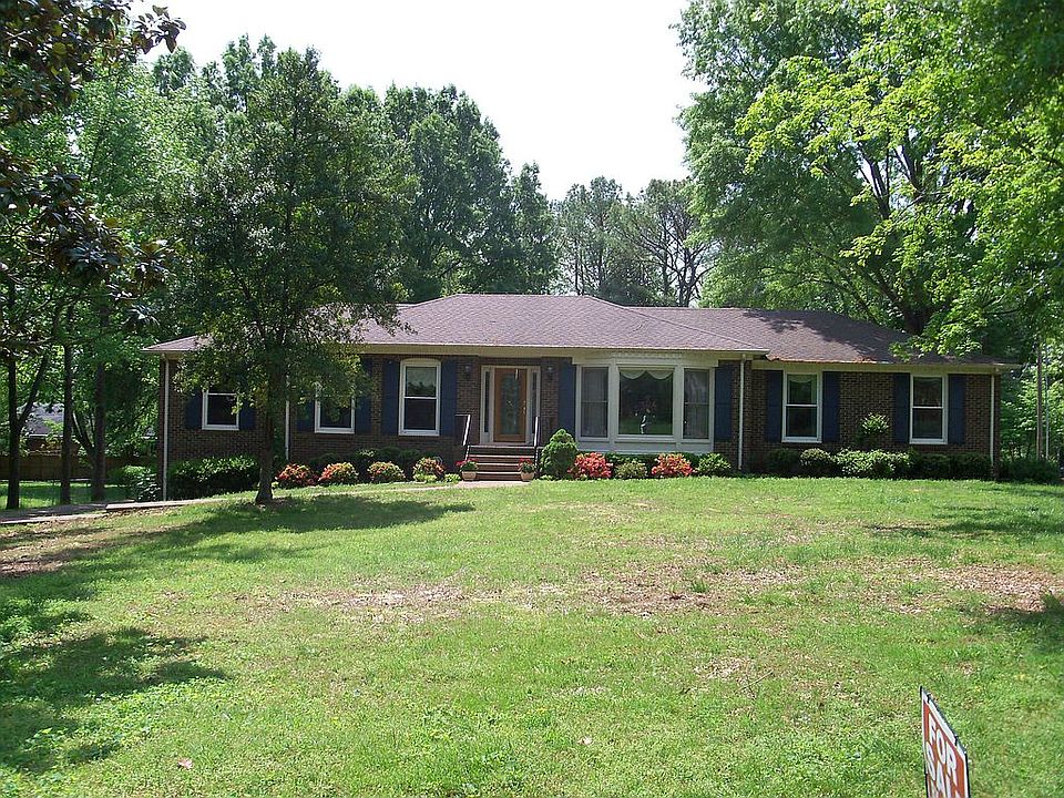 Updated Ranch with 4 BR & 3.5 Baths on 1.25 acre lot