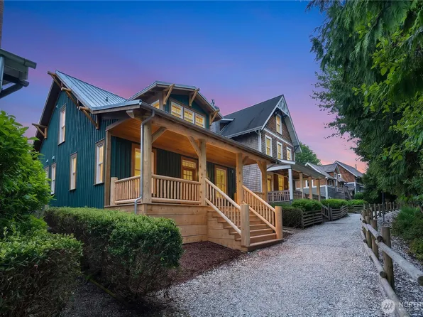 18 Primrose Lane, Pacific Beach, WA 98571