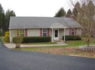 451 E Daffodil Rd, Ruckersville, VA 22968
