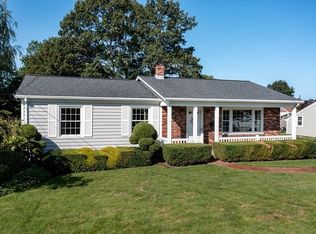 20 Holcomb St, Fairhaven, MA 02719