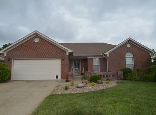 4610 Shady View Dr, Floyds Knobs, IN 47119