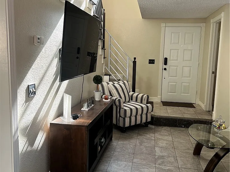 985 Flapjack Dr — Photo 1
