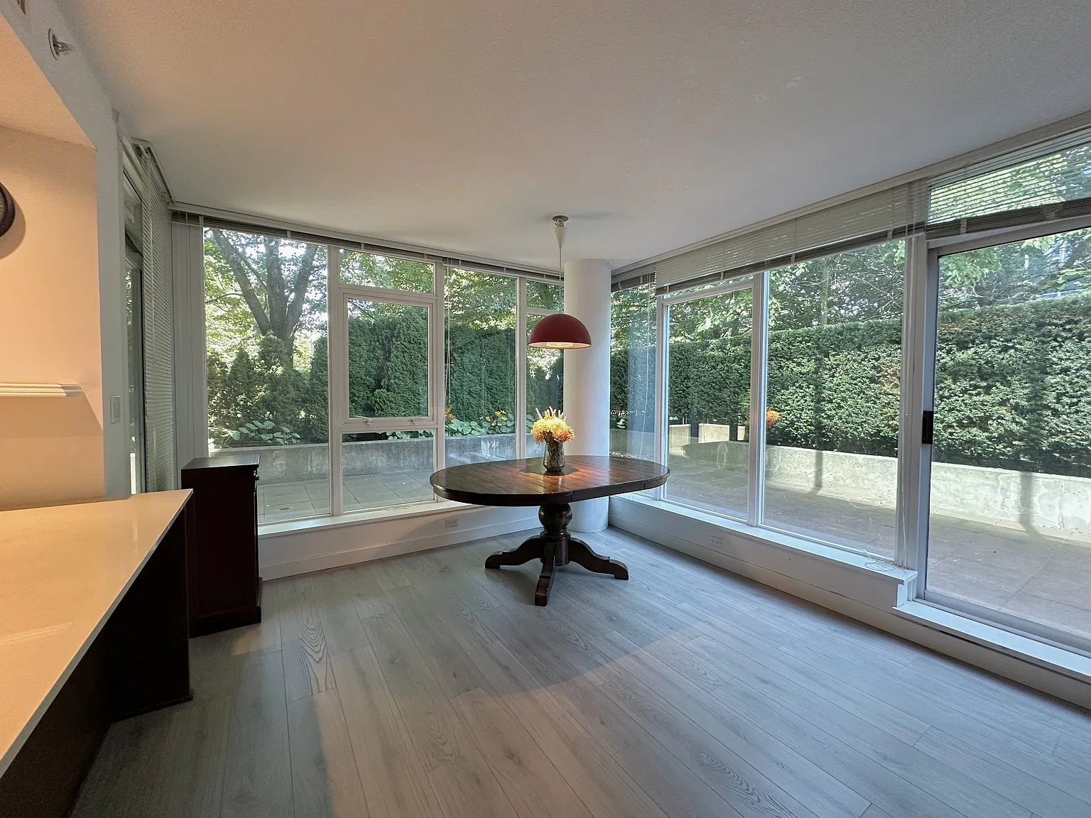 2 bed, 927 sqft, $2,800 — Photo 4