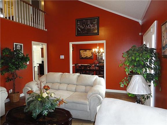3rd image of 1417 Addison Dr