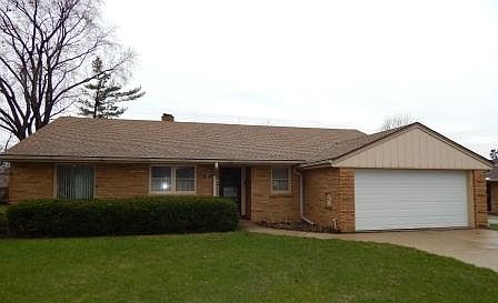 1st image of 9875 W Argonne Dr