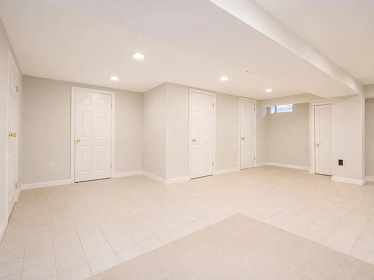 1 Edgehill Rd — Photo 24