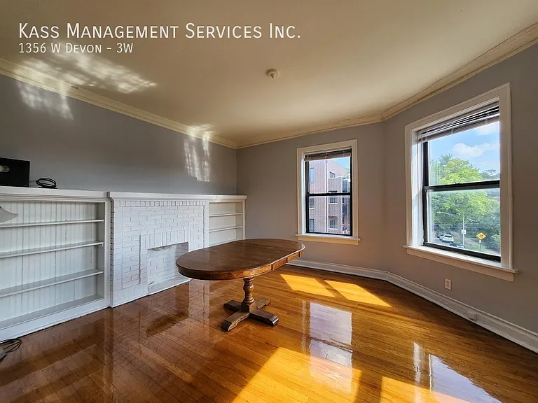1356 W Devon Ave #3W — Photo 3