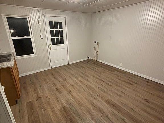 2nd image of 613 Reed Dr