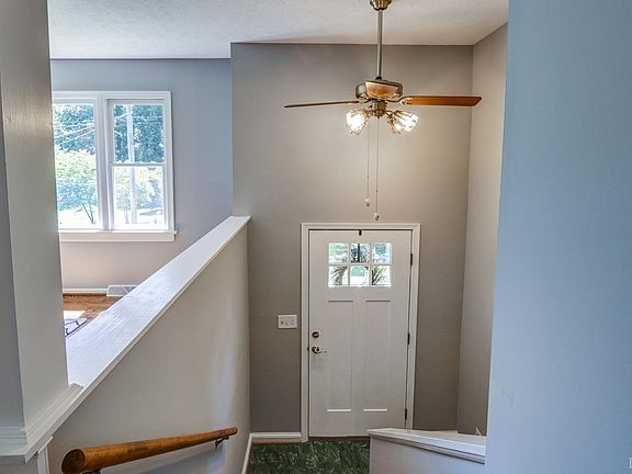 4th image of 3208 Windemere Pl