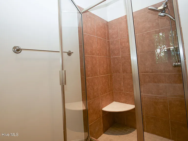 34 Princess Gate Dr — Photo 35