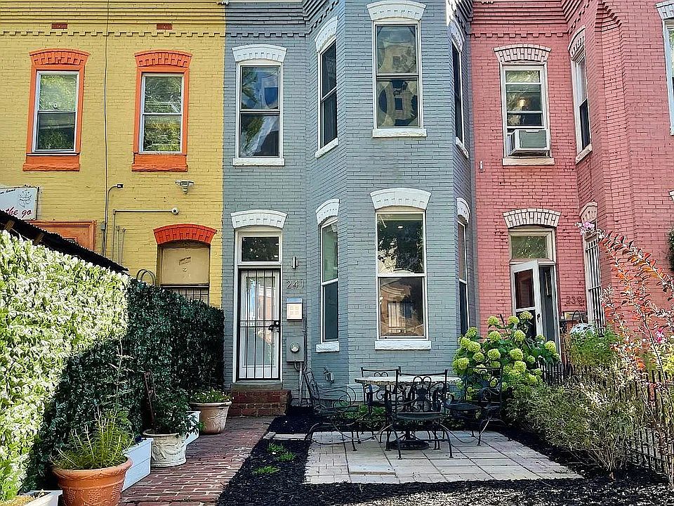 Front of home and front patio