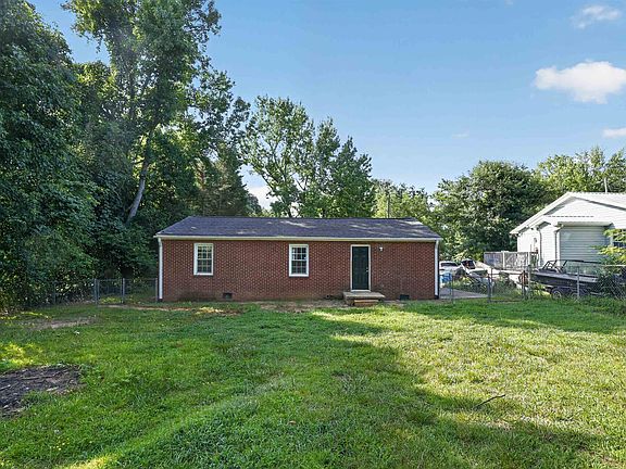 3rd image of 53 Templewood Dr