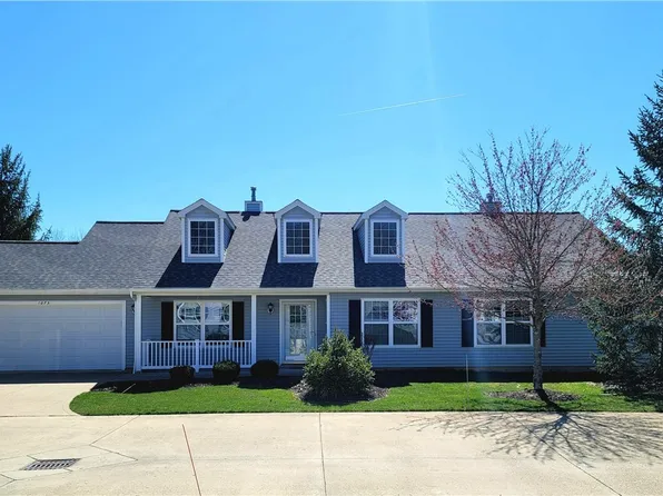 1075 Somerset Ln, Aurora, OH 44202