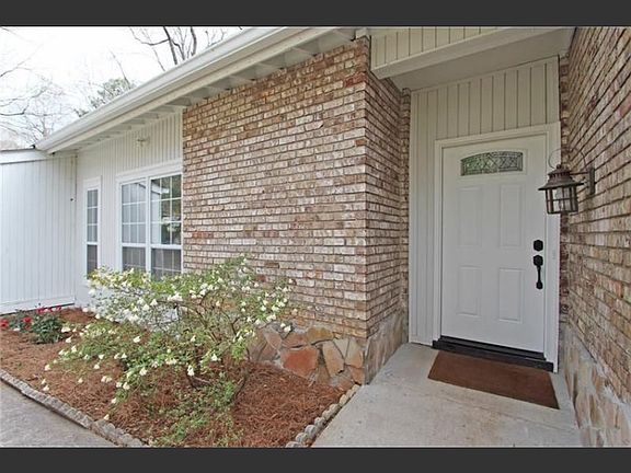 5th image of 3000 Cedar Knoll Dr