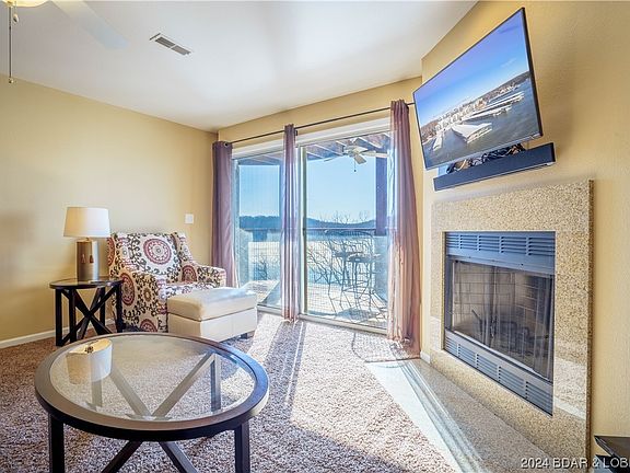 3rd image of 601 Park Place Dr #2C