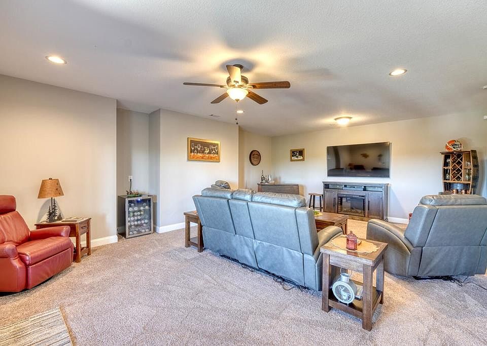 37th image of 1309 Ridge Pointe Way