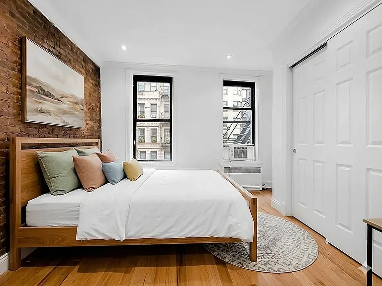 340 E 55th St #2A — Photo 3