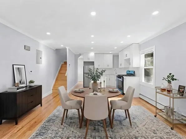 22018 91st Rd, Queens Village, NY 11428