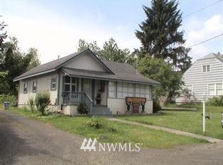 522 Cleveland Ave, Raymond, WA 98577