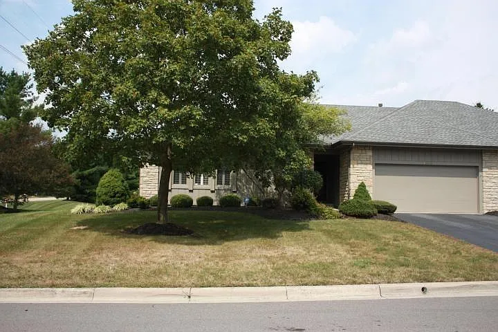 10400 Braemar Dr photo 1