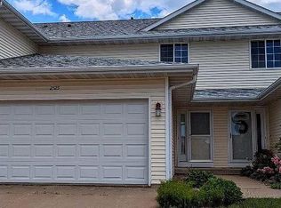 2525 Ridgeview Way, Marion, IA 52302