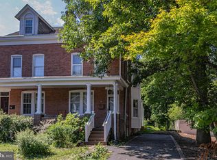 33 Brearley Ave, Lawrence Township, NJ 08648