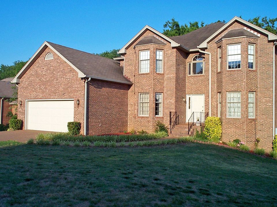 4 Bedroom all brick home