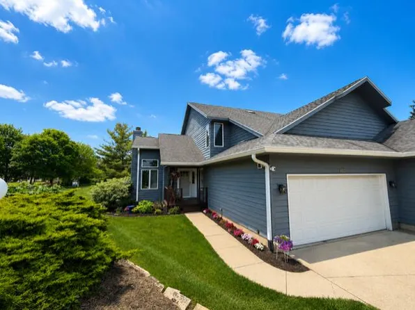 403 Sand Creek Dr, Chesterton, IN 46304