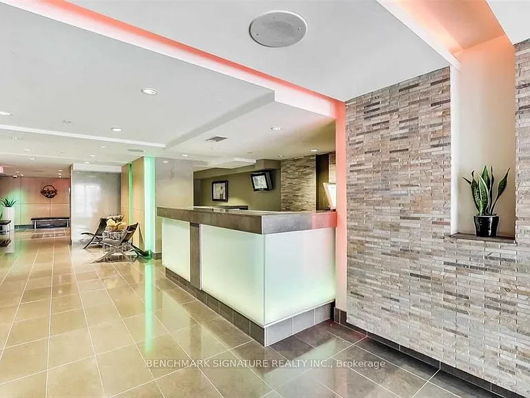220 Victoria St #1310 — Photo 3