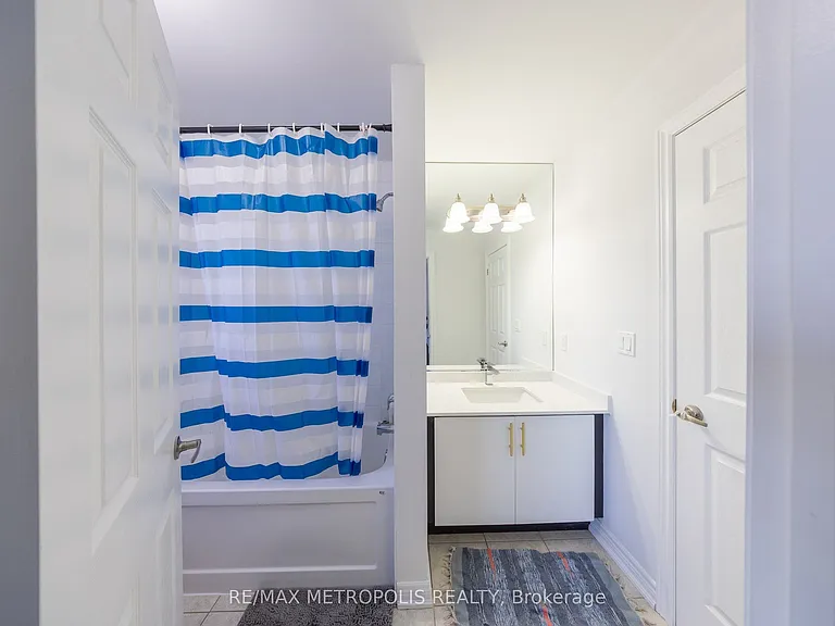 36 Michaelis St — Photo 31