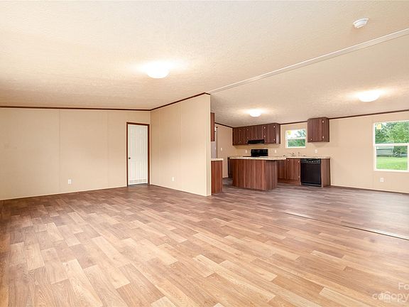 2nd image of 3584 Cameo Ln