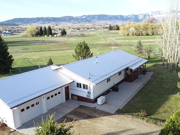4th image of 22 Pheasant Ln