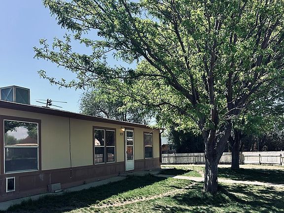 3rd image of 2137 W 20th St