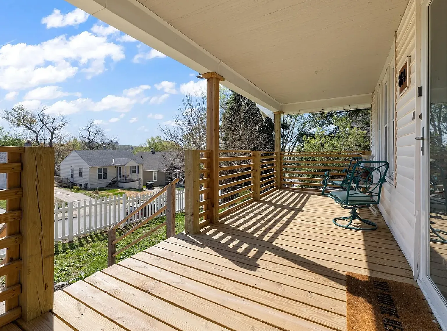 5 bed, 2259 sqft, $2,600 — Photo 2