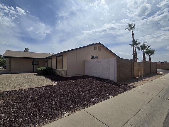2nd image of 9530 N 68th Ln