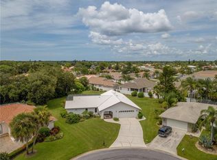 616 Pineneedle Ln, Englewood, FL 34223