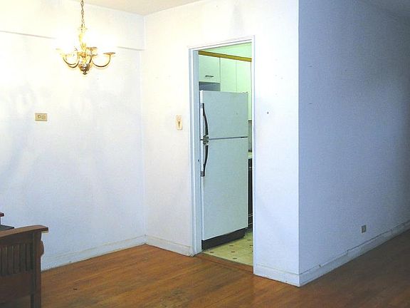 3rd image of 14035 Burden Cres APT 203