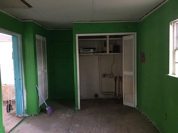 5th image of 3618 Fontana Dr