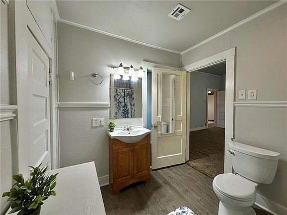 2nd image of 50052 Antioch Rd