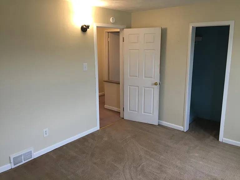 1007 Neel St — Photo 15