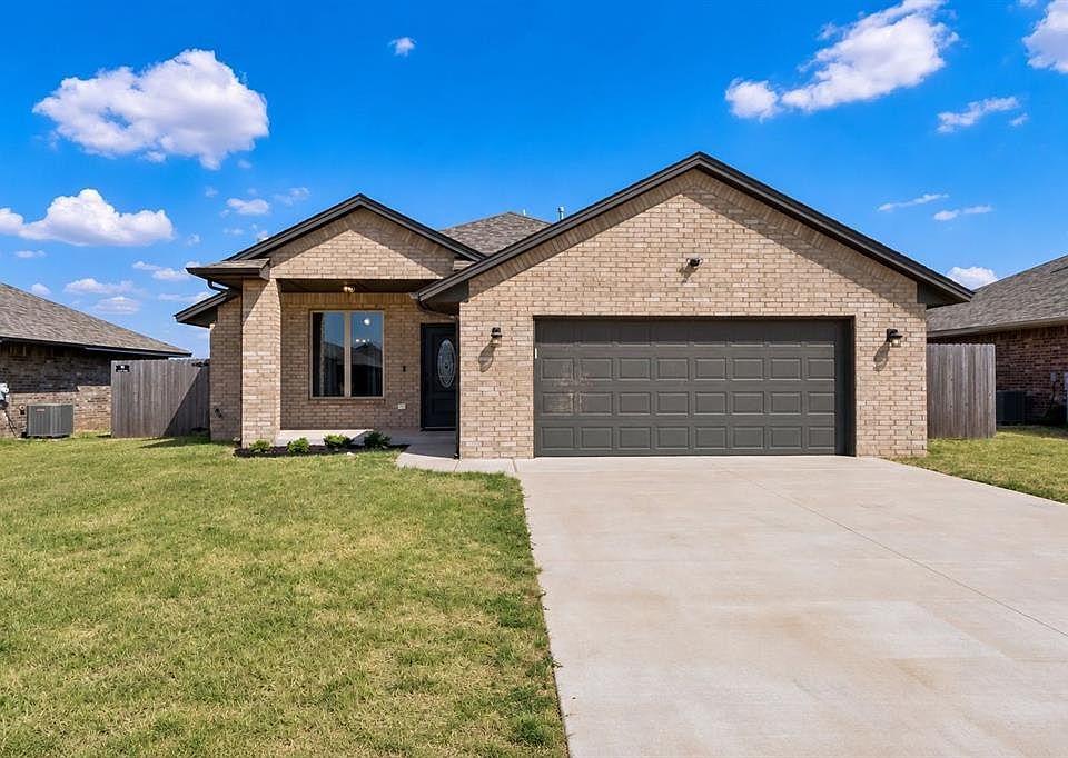 1st image of 1112 S Colt Ln