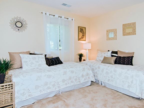 4th image of 422 Hillview Dr APT 301