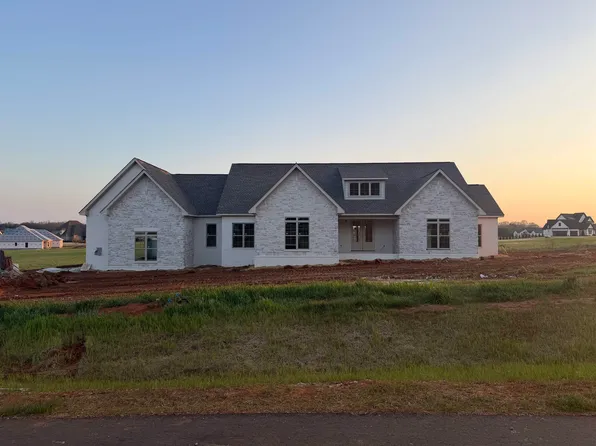 72 Blue Ridge Dr, Florence, AL 35633