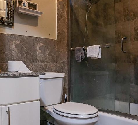 5th image of 116 E Cumberland St #2