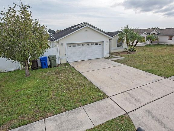 3rd image of 2477 Oak Mill Dr