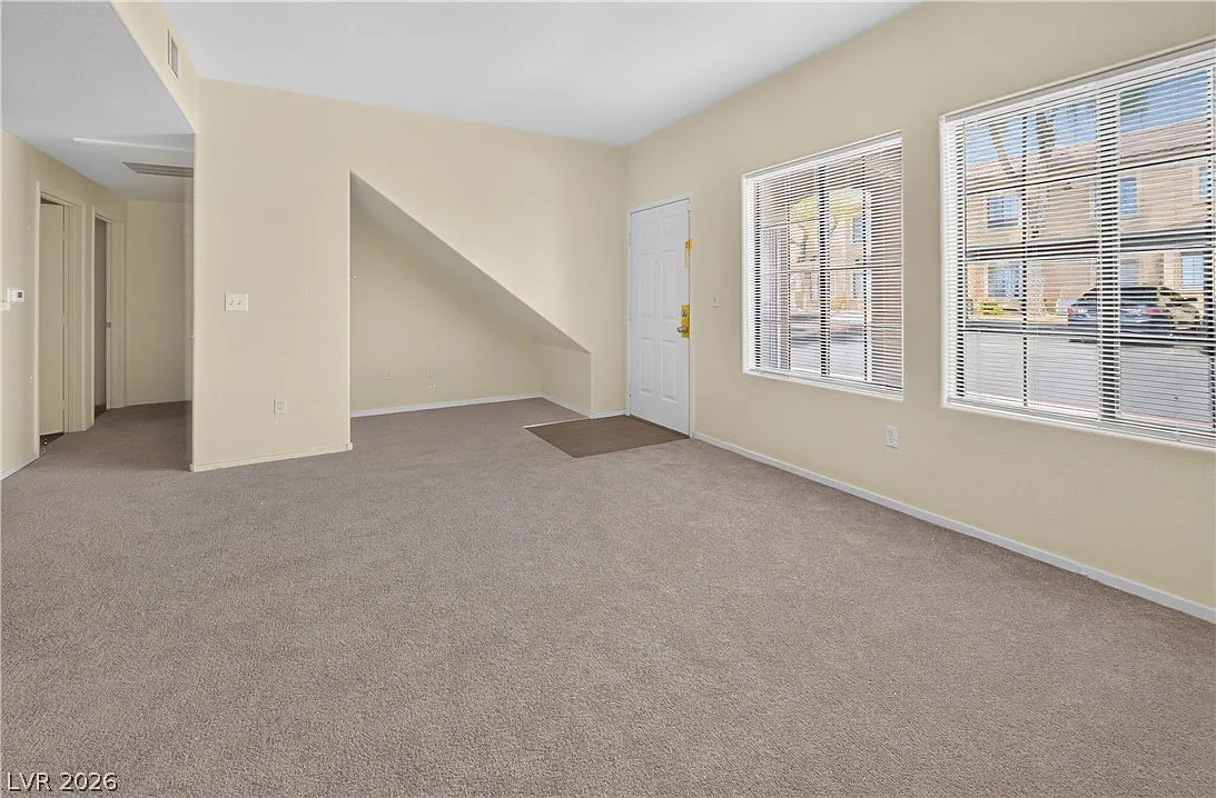 2 bed, 2.0 bath, 935 sqft, $1,200 — Photo 3