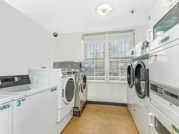 1130 Stadium Avenue image 9 of 10