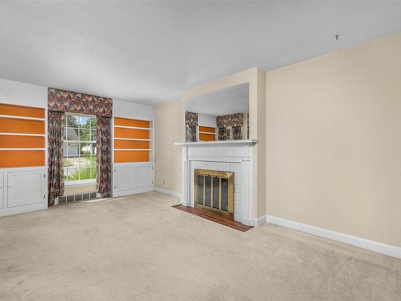 3rd image of 8637 Rosalie Ave