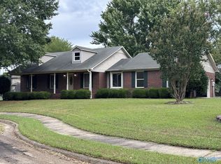 103 La Rue St, Huntsville, AL 35811