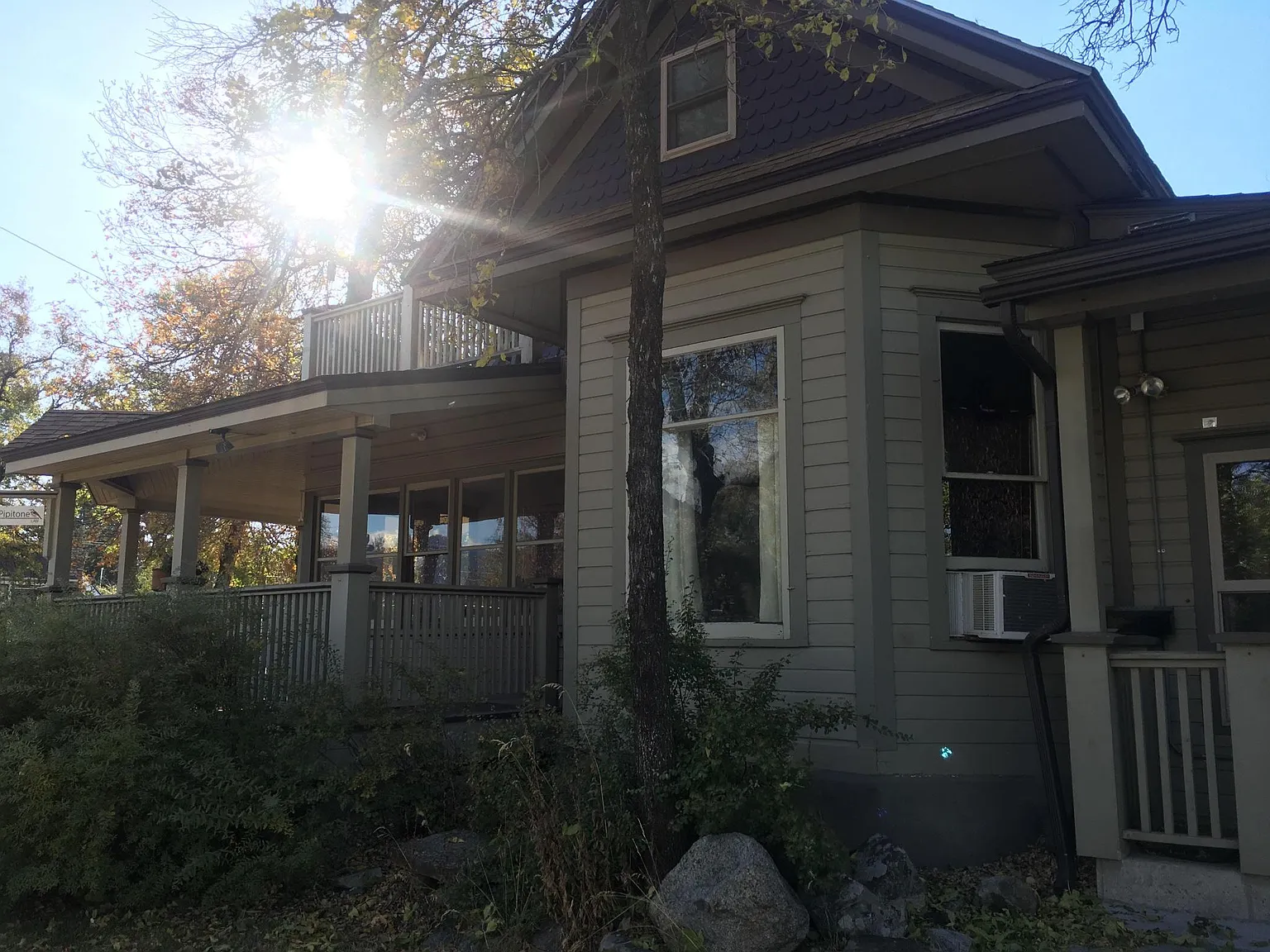 3 bed, 650 sqft, $2,000 — Photo 1